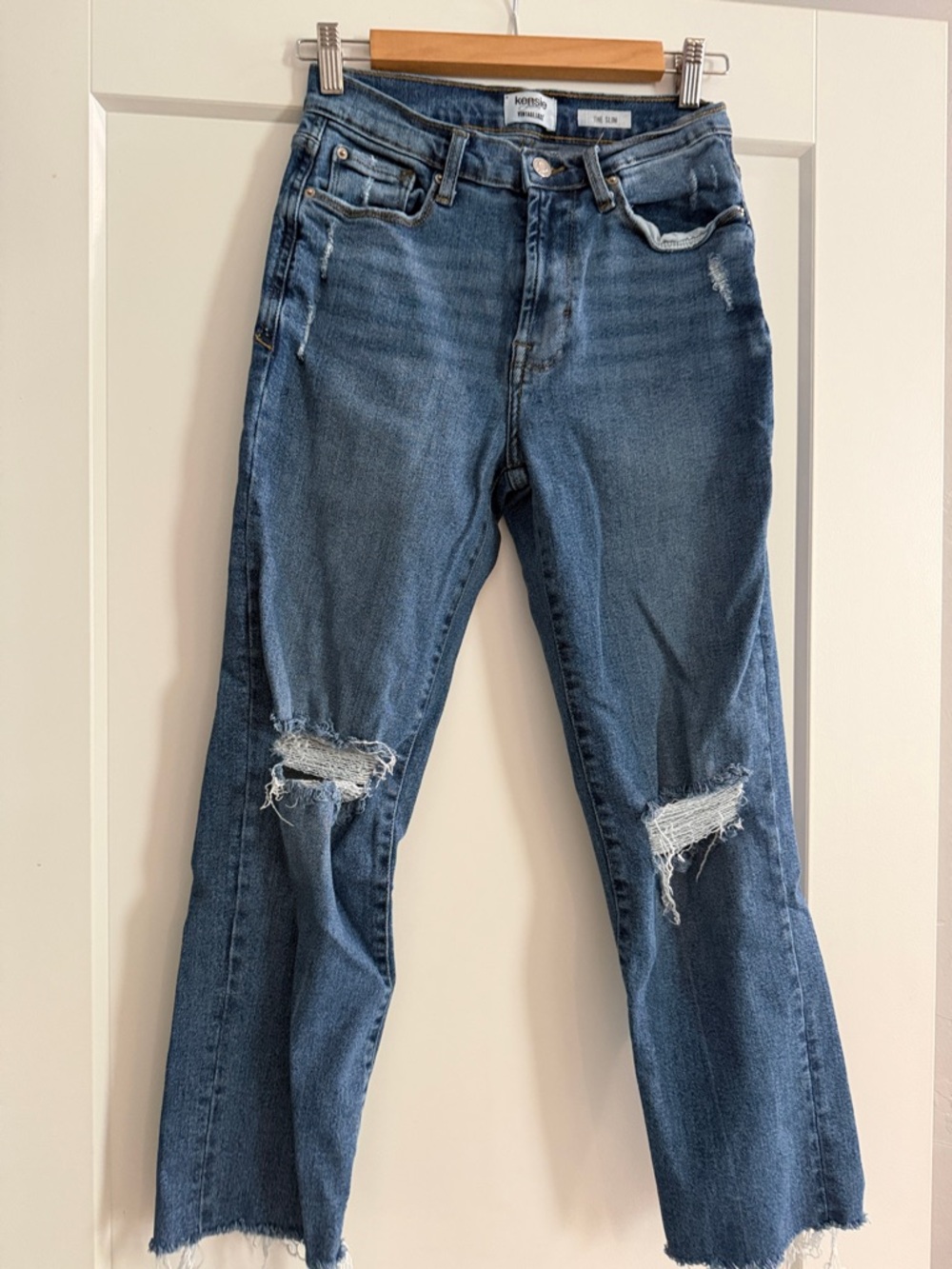 kenzie Medium Blue Distressed Straight-Leg Jeans